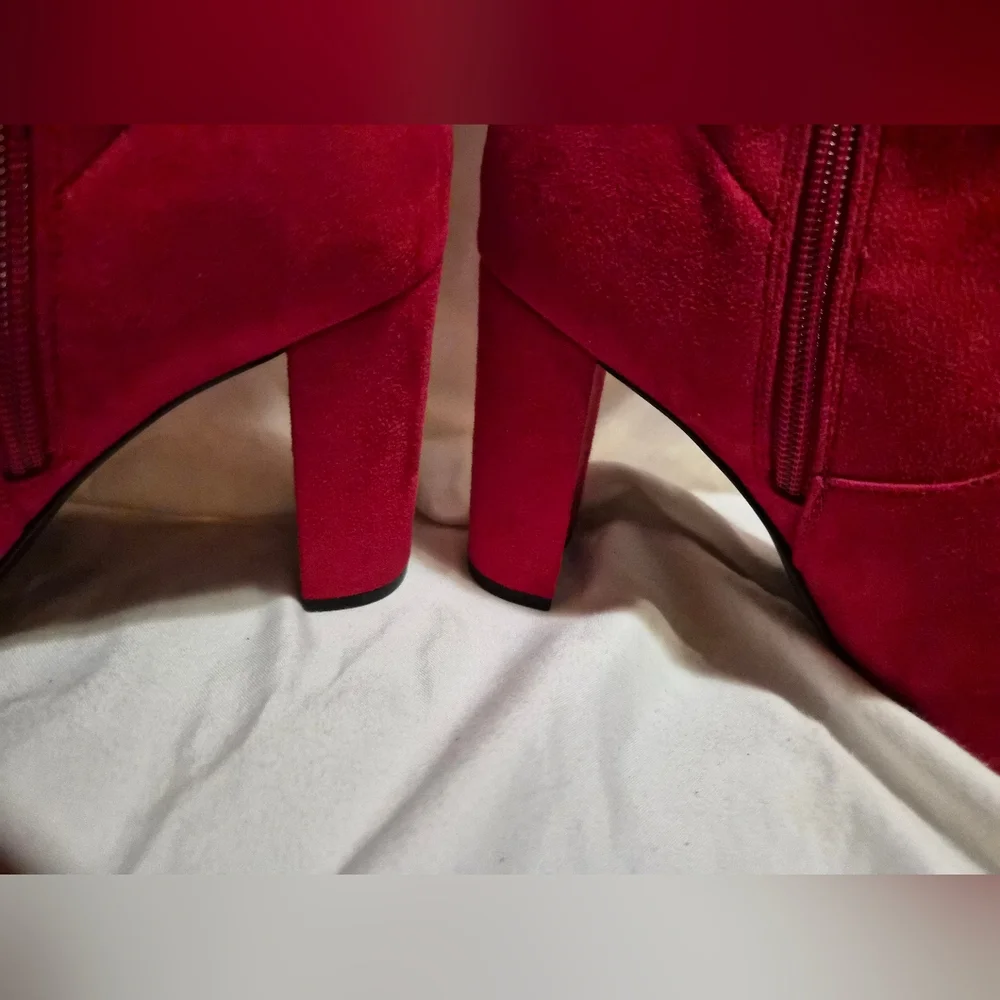 Nine West Daser Red Suede Over-The-Knee Boots NWOB, Women's Size 12 / Men's 10